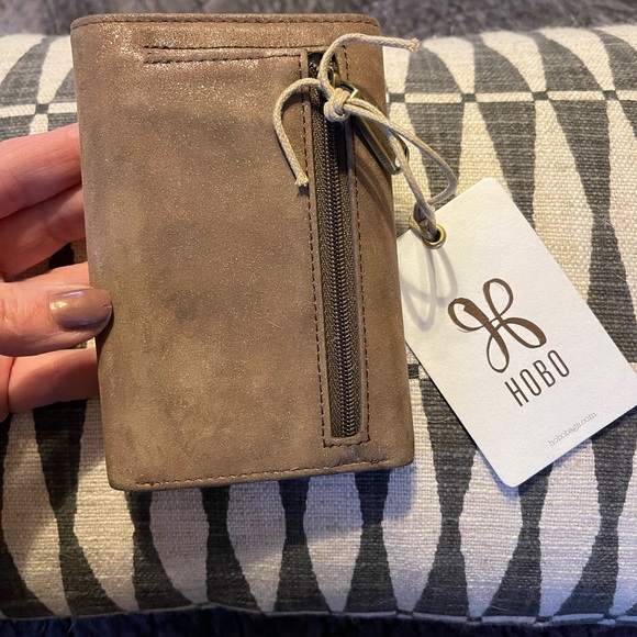 HOBO Jill Tri-fold wallet in Brass metallic. New w/ tag. - Picture 4 of 7